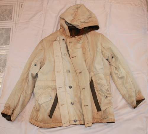 Need help id'ing this coat (Reversible Winter Camo?)...
