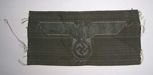 Three insignias: Heer shoulderboard, Heer chest eagle EM/NCO and KM Officers'  cap eagle - Original?