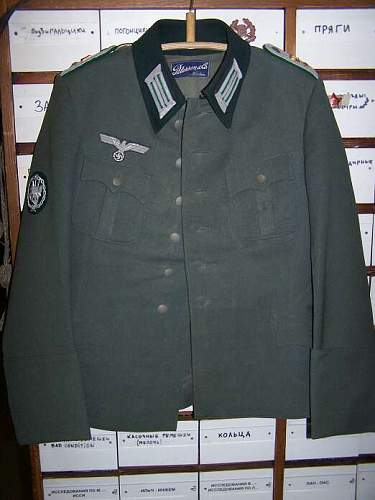 German Gebirgsjager Oberlieutenant's tunic