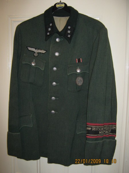 Help identifying Uniform.