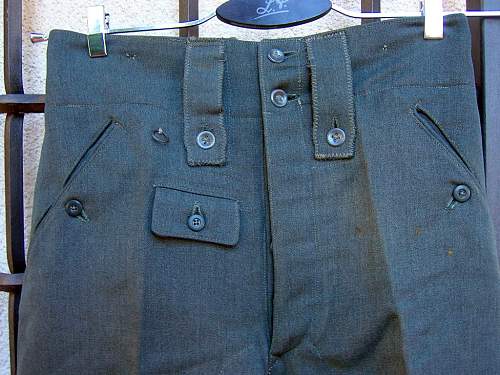WH-Issue M43 Trousers made of Italian cloth.