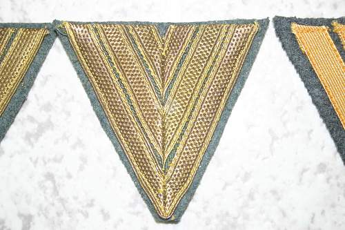 Looking for info/help on German WW2 uniform insignia