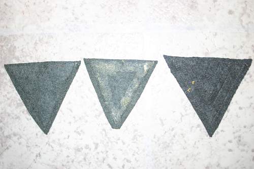 Looking for info/help on German WW2 uniform insignia