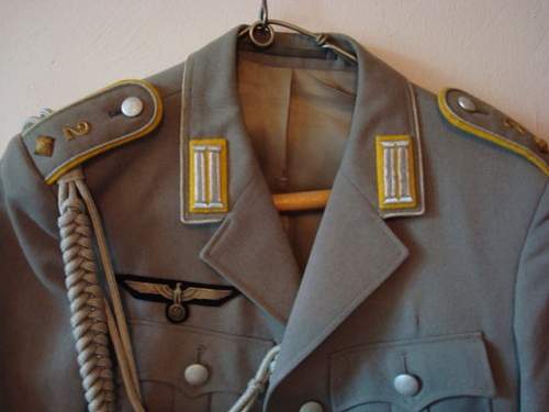 wehrmacht tunic?