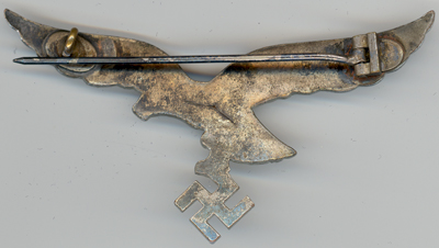 Help needed with luftwaffe insignia