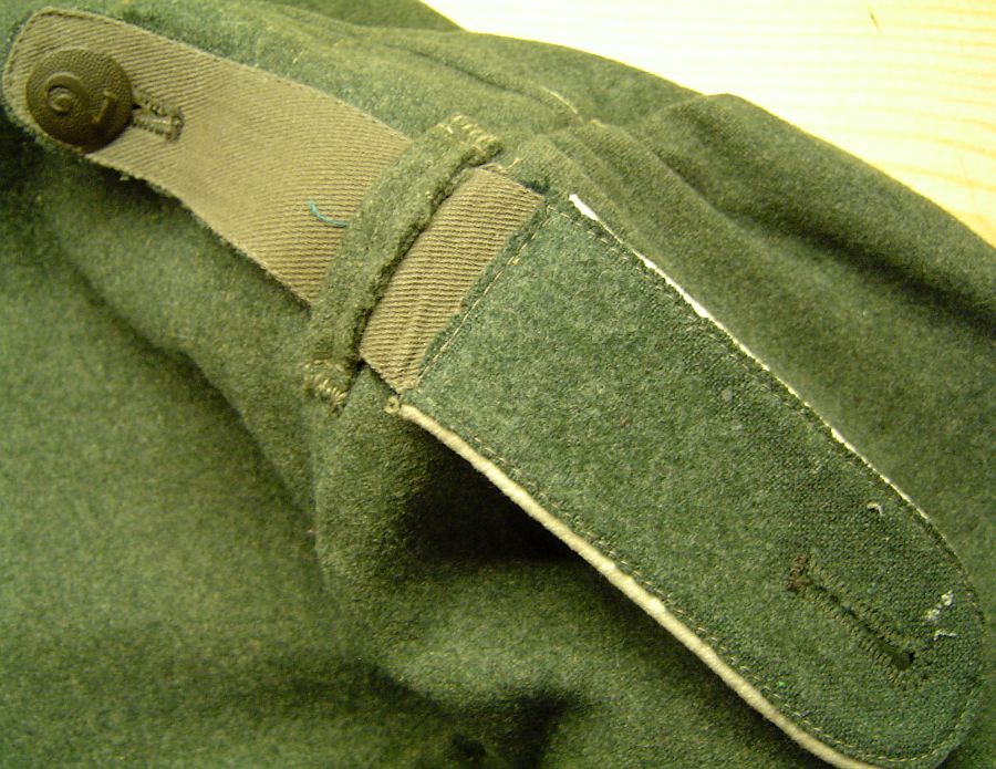 Question M36 feldbluse Depot stamps and shoulderboard buttons