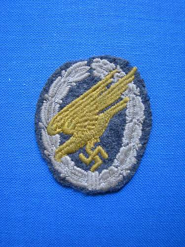 Luftwaffe Cloth Paratrooper Badge, opinions please