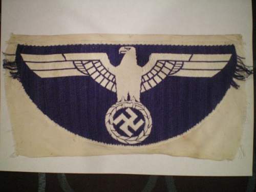 Kriegsmarine shirt insignia?