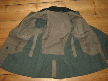 M36 tunic collar query