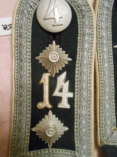 Are these shoulder boards early or late war?