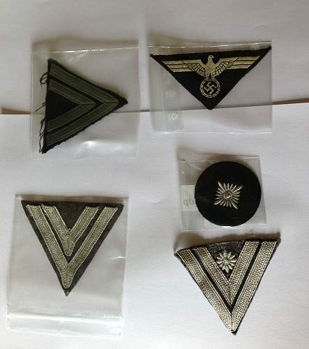 Small Collection of Eagles , shoulder boards and collar patches for assessment please.