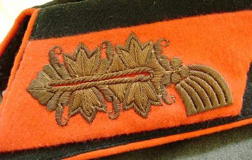 generals collar tabs