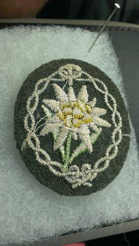 Heer Gebirgsjäger Edelweiss