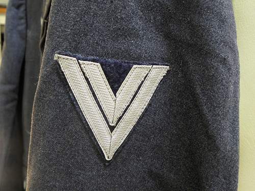 Luftwaffe Tunic original or not ?