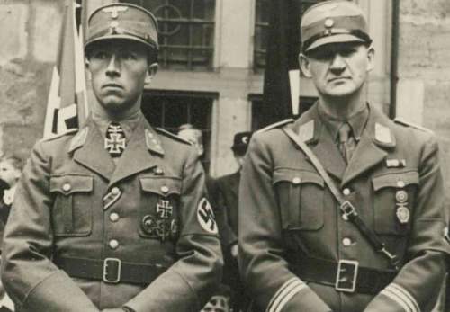 Army Hauptmann's Tunic, Knight's Cross recipient?