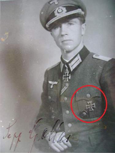 Army Hauptmann's Tunic, Knight's Cross recipient?