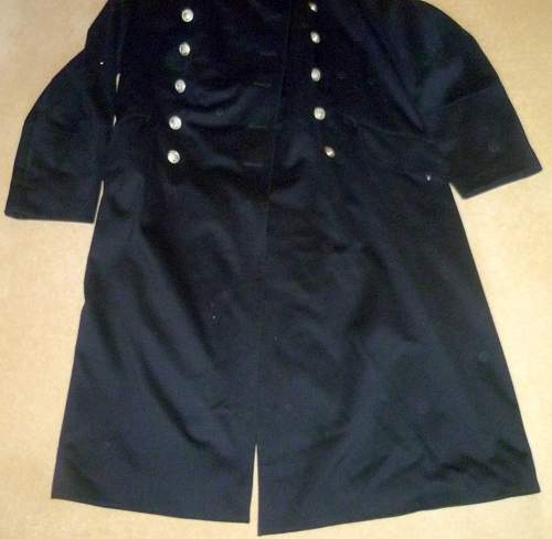 Anyone like to see some German uniform items?