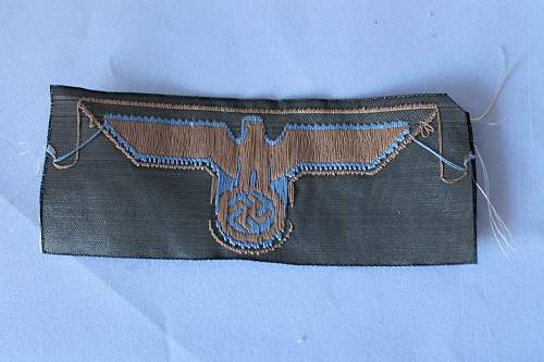 Sleeve eagle insignia Green and blue, Please help to ID