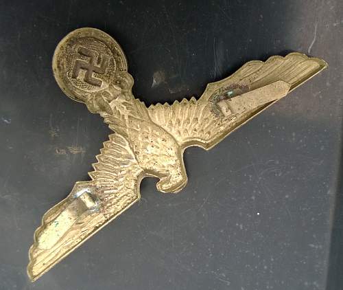 4&quot; large German cap eagle ..real  / repro / or foreign volunteer ..?? advise please ;-)