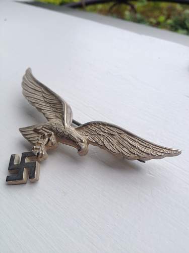 Luftwaffe breast eagle badge