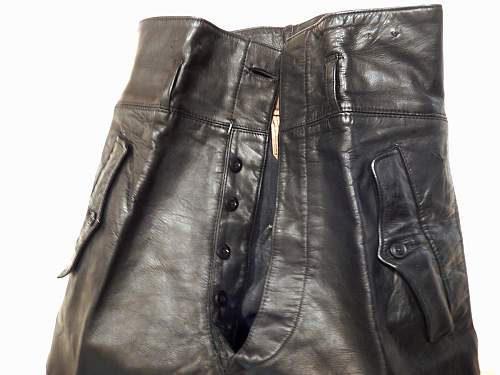 Need opinions on unissued leather Panzer wrap and pants...
