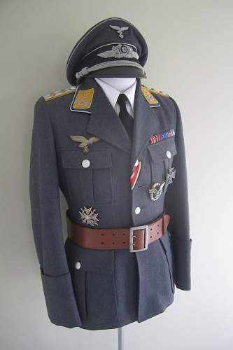 Hauptmann der Flieger tunic