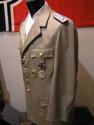 Kriegsmarine Khaki Tunic --- info needed....