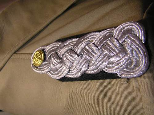 Kriegsmarine Khaki Tunic --- info needed....