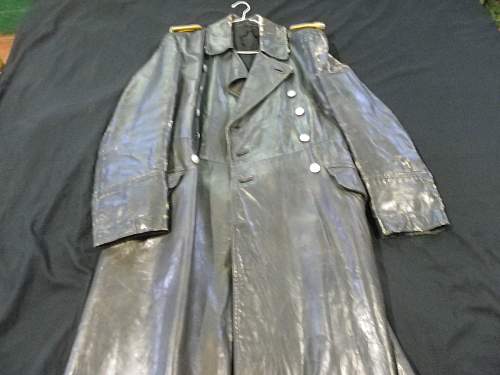 Need help! german overcoat