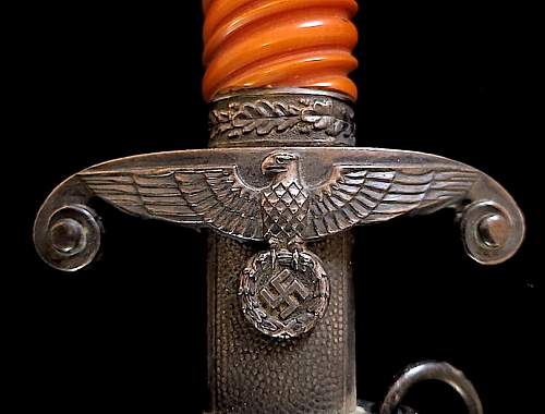 Eickhorn dagger original from Factory or parts dagger?