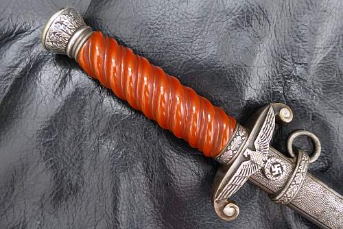 G.Felix Gloriawerk Solingen slant grip army dagger, new discovered maker!