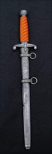 F.W. Höller army dagger with slant grip and rare crossguard