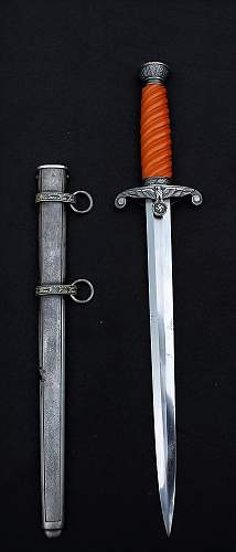 F.W. Höller army dagger with slant grip and rare crossguard