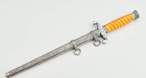 Asking for opinions and info on this Alcoso Heer Dagger