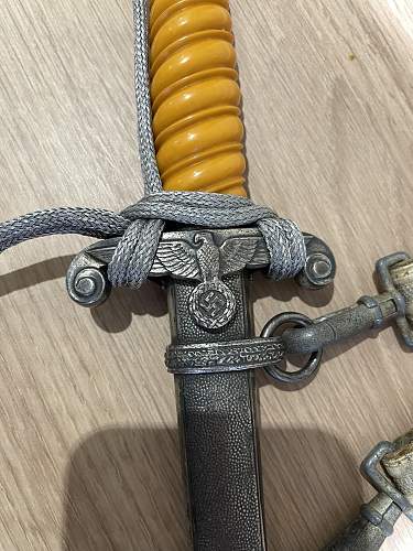 Help with authenticating Alcoso Heer dagger w/ Hangers and Portepee