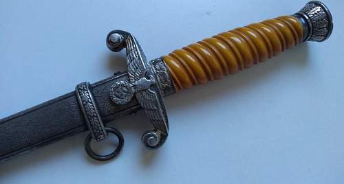 Help with an unmarked Heer dagger