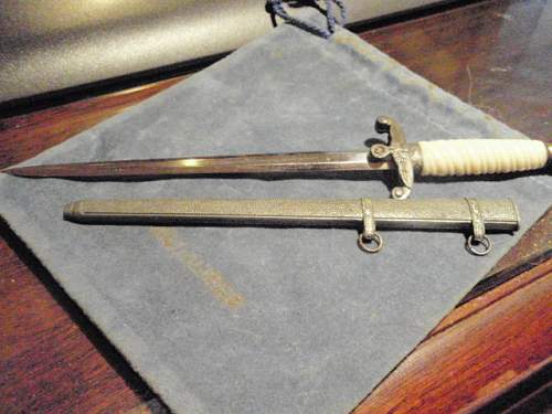 Miniature Army Dagger