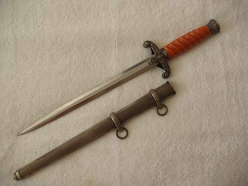 1st Model Railway Dagger  vs. The Heer Army Dagger