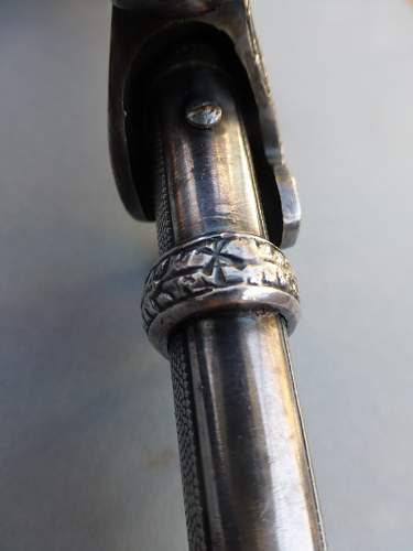 Early Heer dagger by Robt. Klaas with Slant grip