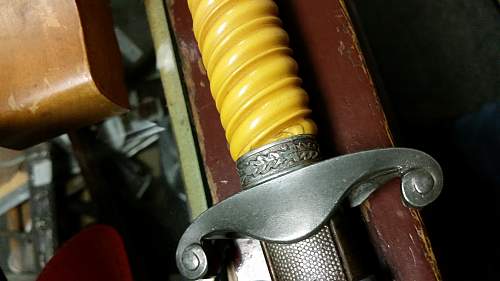 Army Officer's Dagger - Reproduction?