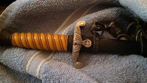 Recoered: Relic Heer dagger with knot and Hangers (MAKER?)