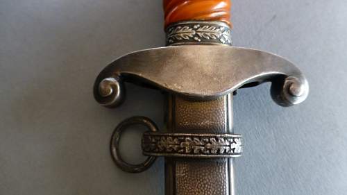 Early Heer dagger by Voos with the large Logo