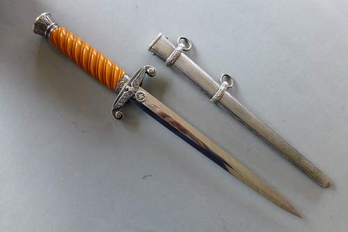 WKC early Heer dagger with Slant grip