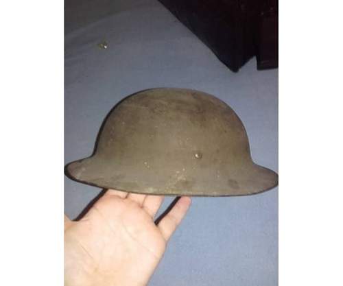 Strange Brodie/Tommy helmet Need Help