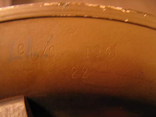 Help! Canadian WW2 Helmet?