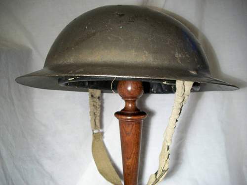 British ww2 combat helmet?