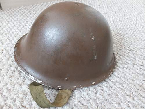 help identify these helmets please