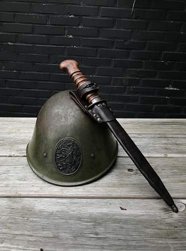 Dutch M34 WW2 Helmet