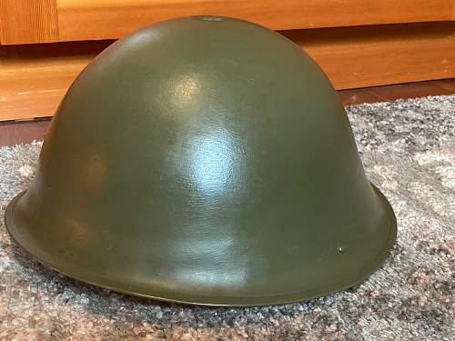 British Mark IV Mk4 &quot;Turtle&quot; helmet