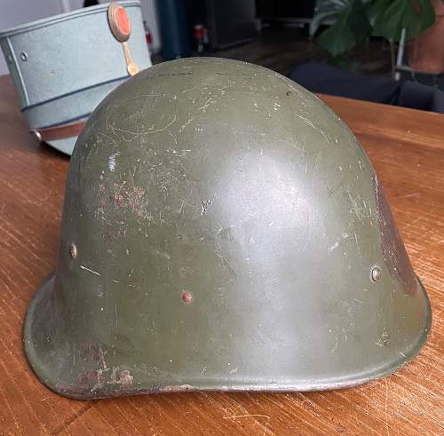 Dutch helmet and Kepie (Fleamarket finds)